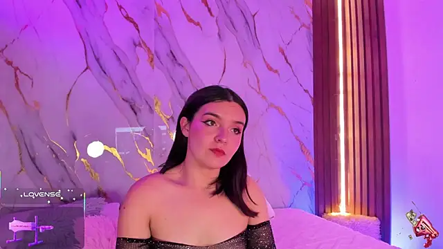 alicecute77 online show from 10-18-25, 11:49