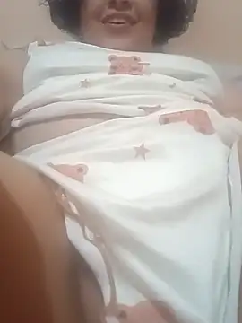 Snapshot of Silkenfeet21 chatting on 12-05-25, 07:28 Silkenfeet21 online show from 12-05-25, 07:28