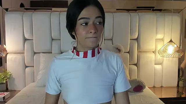 ValeriaPrado online show from 09-28-25, 08:14