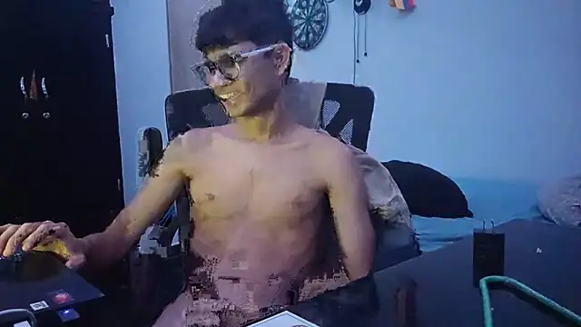 Snapshot of ElverCol chatting on 02-21-26, 05:52 ElverCol online show from 02-21-26, 05:52