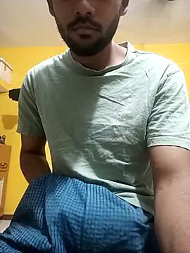 Snapshot of mayur_raaje chatting on 05-26-26, 03:46 mayur raaje online show from 05-26-26, 03:46