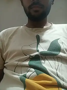 Snapshot of mayur_raaje chatting on 06-05-26, 04:24 mayur raaje online show from 06-05-26, 04:24