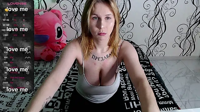 RoyAngela online show from 11-20-25, 04:51