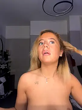 Aurorajadex online show from 10-18-25, 09:43