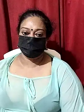 Snapshot of surekha-30 chatting on 10-19-25, 06:08 surekha-30 online show from 10-19-25, 06:08