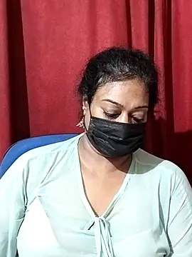 Snapshot of surekha-30 chatting on 11-30-25, 05:50 surekha-30 online show from 11-30-25, 05:50