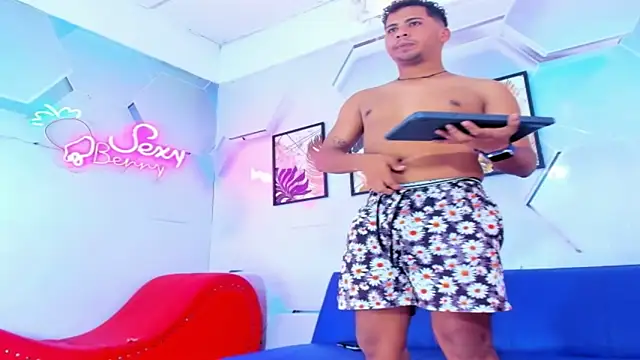 The boys at online show from 10-03-25, 06:16