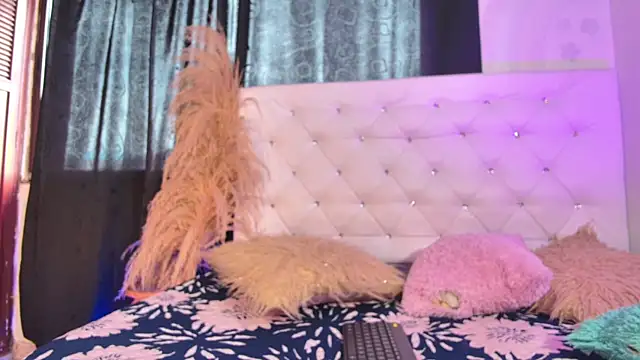 Snapshot of tatixxxvega chatting on 07-25-26, 05:21 tatixxxvega online show from 07-25-26, 05:21
