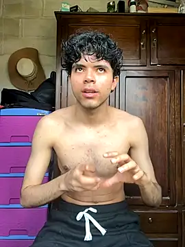 Axel-Mejia online show from 11-03-25, 07:15