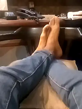 Snapshot of vergonvenco chatting on 10-27-25, 09:13 vergonvenco online show from 10-27-25, 09:13