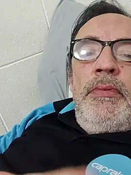 Txacas online show from 02-06-26, 03:11