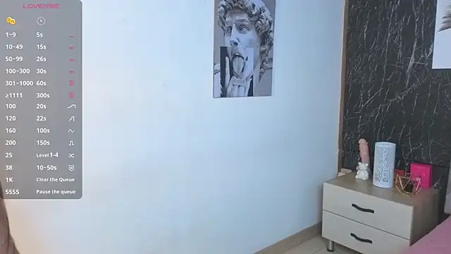 emmi collinss online show from 10-10-25, 07:35