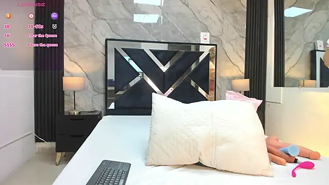 VanessaHard as online show from 04-18-26, 08:09