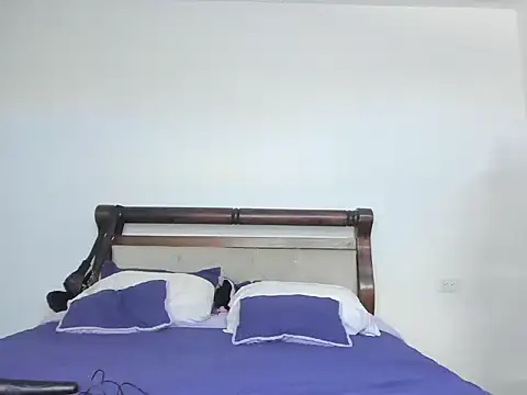 Snapshot of Jump_rabbit chatting on 10-14-25, 04:19 Jump rabbit online show from 10-14-25, 04:19