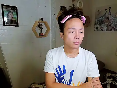 YourNikkieXxx online show from 10-11-25, 04:49