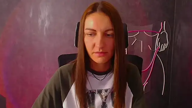 Snapshot of Aurora_Loveu chatting on 09-10-25, 09:48 Aurora Loveu online show from 09-10-25, 09:48