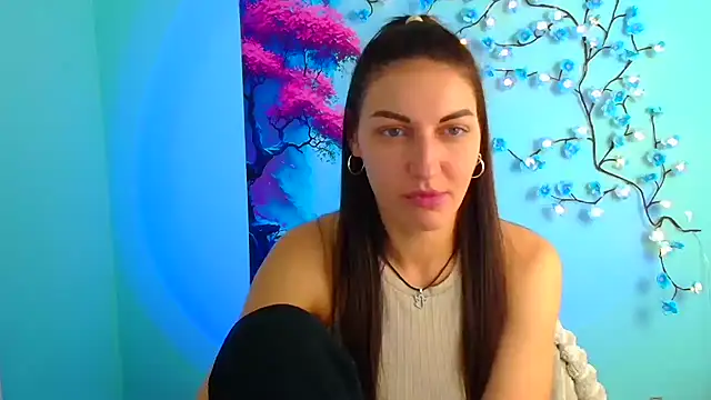 Snapshot of Aurora_Loveu chatting on 11-10-25, 07:18 Aurora Loveu online show from 11-10-25, 07:18