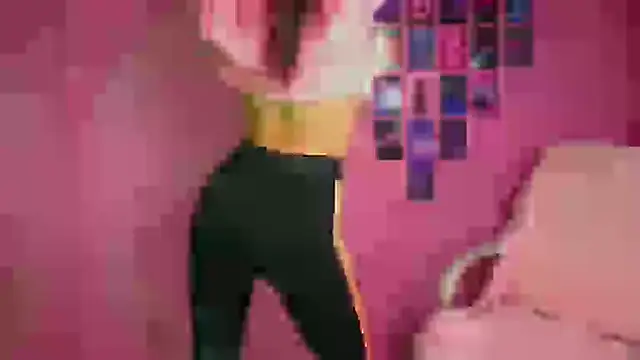 Snapshot of Aurora_Loveu chatting on 11-14-25, 08:57 Aurora Loveu online show from 11-14-25, 08:57