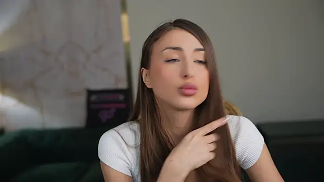 Snapshot of Luna_secretgirl chatting on 03-06-26, 09:28 Luna secretgirl online show from 03-06-26, 09:28