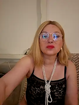 Snapshot of TinaLizxh chatting on 05-07-26, 08:36 TinaLizxh online show from 05-07-26, 08:36
