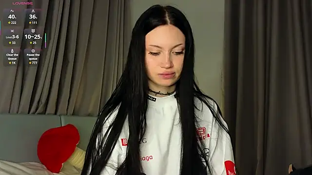 Alice 1n Wonderland  online show from 11-05-25, 06:08