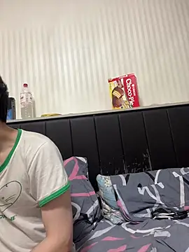Snapshot of lovburger chatting on 05-14-26, 06:58 lovburger online show from 05-14-26, 06:58