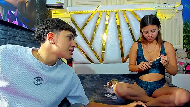 ChanellandMax online show from 11-24-25, 01:22