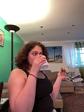 DreamThickCouple online show from 04-10-26, 04:12