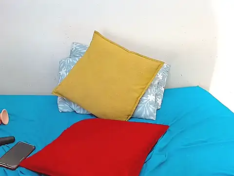 xBusttyBoobsxx3 online show from 11-28-25, 06:38