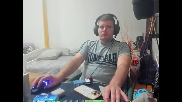 VerbalOverlord online show from 04-06-26, 11:38