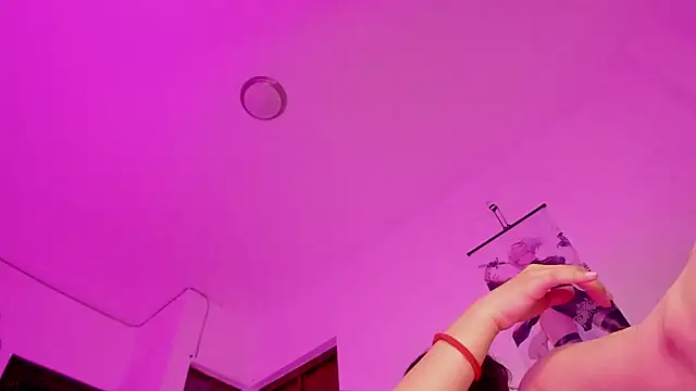 Nix Girl online show from 10-02-25, 07:59