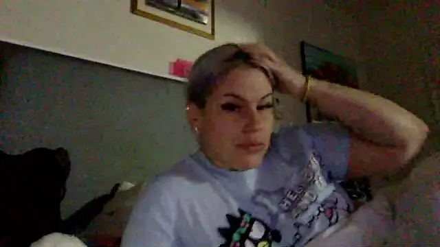 Snapshot of toomuchofafreak chatting on 01-15-26, 12:10 toomuchofafreak online show from 01-15-26, 12:10