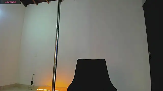 auraeroticaxxx online show from 05-17-26, 08:12