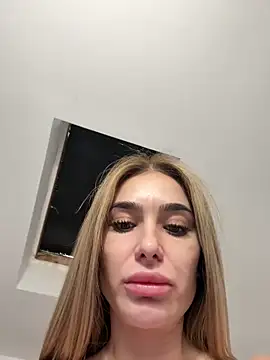 KaseyQuinn  online show from 11-22-25, 10:47