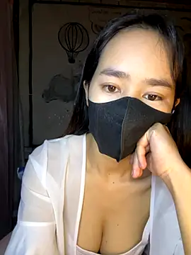 TiNa 04 online show from 10-23-25, 11:46