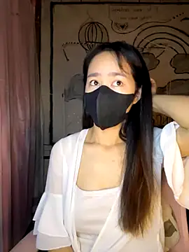 TiNa 04 online show from 10-30-25, 10:43