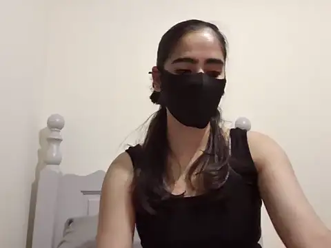 BobtailFormal online show from 01-06-26, 08:45