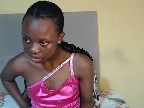 SexyKatLady18 online show from 04-15-26, 06:37