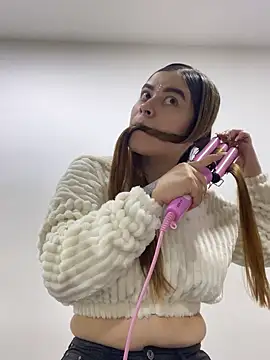 CharlotteBrownn  online show from 10-22-25, 03:29