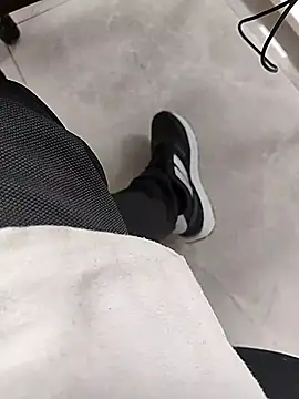 themasklover online show from 04-17-26, 07:55