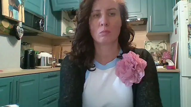 ALICAINWONDERLAND online show from 11-15-25, 04:36