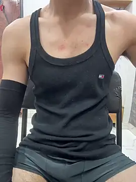 coupleyug online show from 05-19-26, 03:29