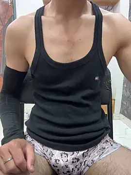 coupleyug online show from 06-11-26, 10:35