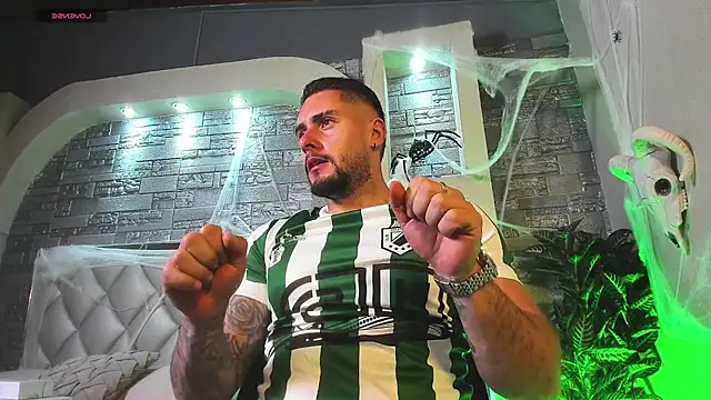 dominic de luca online show from 10-27-25, 02:37