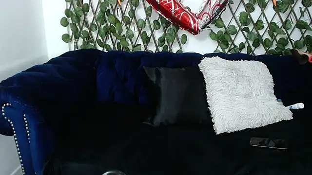 Snapshot of Naia69 chatting on 09-22-25, 11:45 Naia69 online show from 09-22-25, 11:45