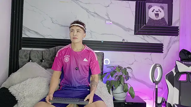 Saimonvela online show from 04-22-26, 09:44