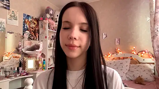 Snapshot of AxyKitten chatting on 10-16-25, 12:39 AxyKitten online show from 10-16-25, 12:39