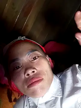 CoMay003 online show from 10-09-25, 09:51