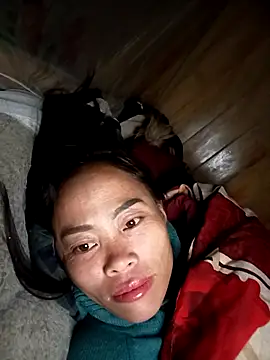 CoMay003 online show from 11-30-25, 08:46