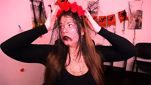 Snapshot of _Lovely_Mary chatting on 10-30-25, 11:00  Lovely Mary online show from 10-30-25, 11:00